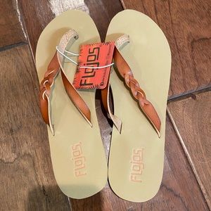 Flojos Tan Sandals